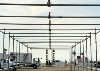 1 Estructura de andamio. Manzanillo, Nayarit